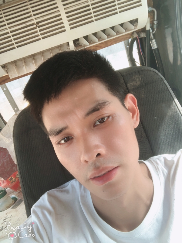 小董的第一张照片--成都残疾人相亲网