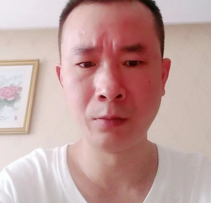 自由飞翔的第一张照片--成都残疾人相亲网