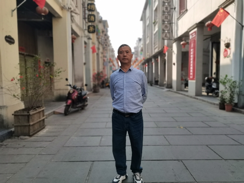 一粒尘埃的第一张照片--成都残疾人相亲网
